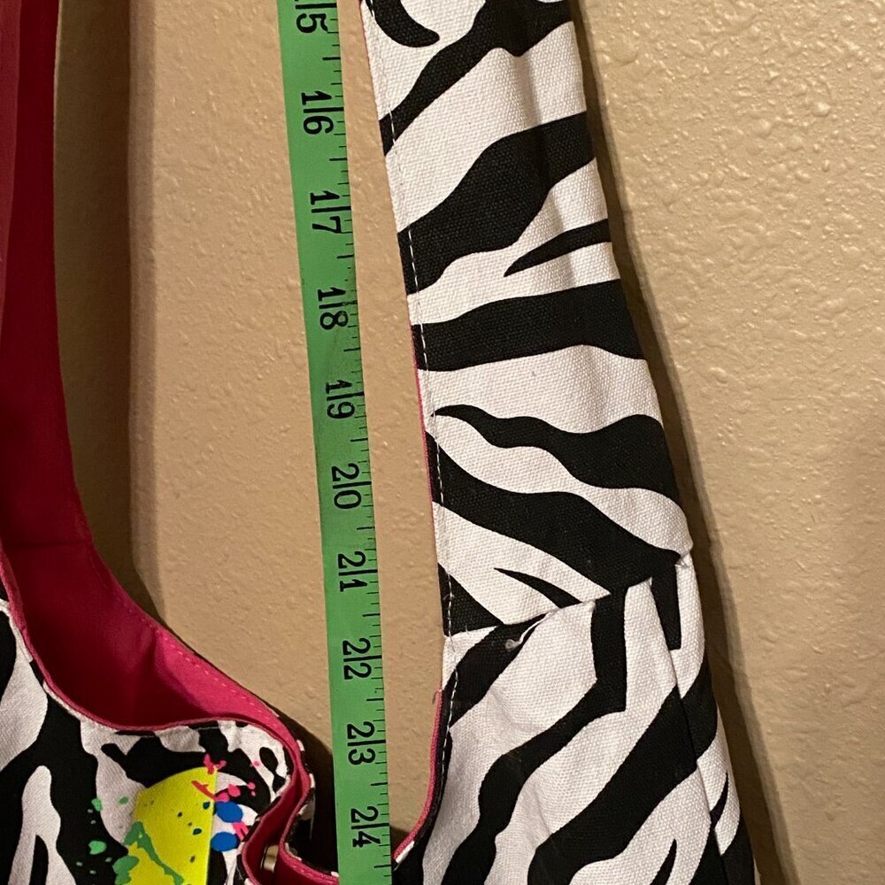 ONE DC I Heart DC Boho Shoulder Tote Bag Zebra Stripes Pink Lining Roomy - Picture 7 of 10